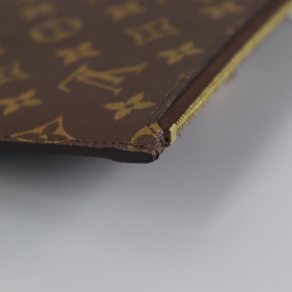 Louis Vuitton Neverfull Removable zipped pouch / wristlet - Picture 4 of 12
